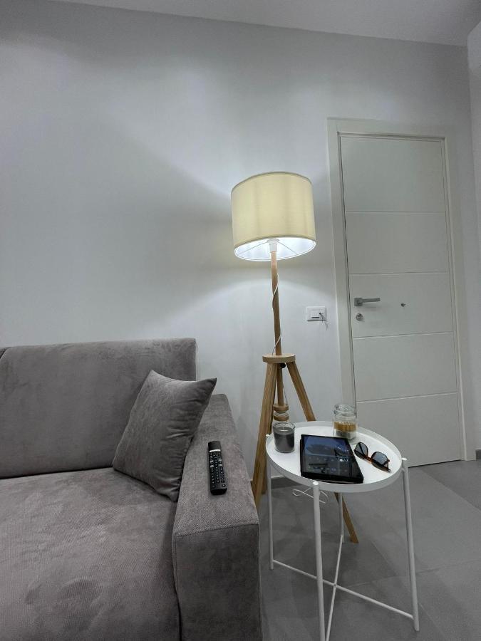 Civico 66 Apartment Palermo Luaran gambar